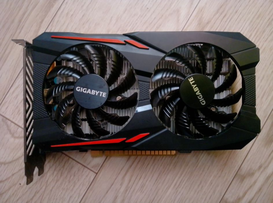 Видеокарта 1050Ti