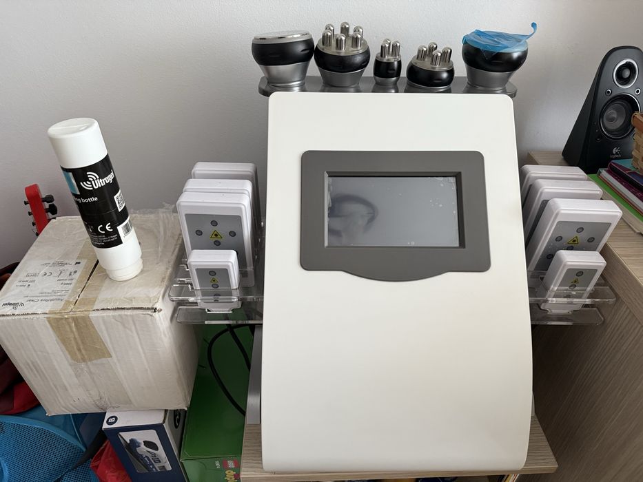 Aparat profesional cavitatie cu lipolaser radiofrecventa, vacum si RF