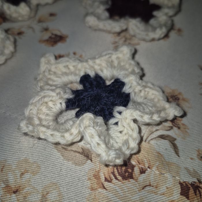 Set floricele croșetate