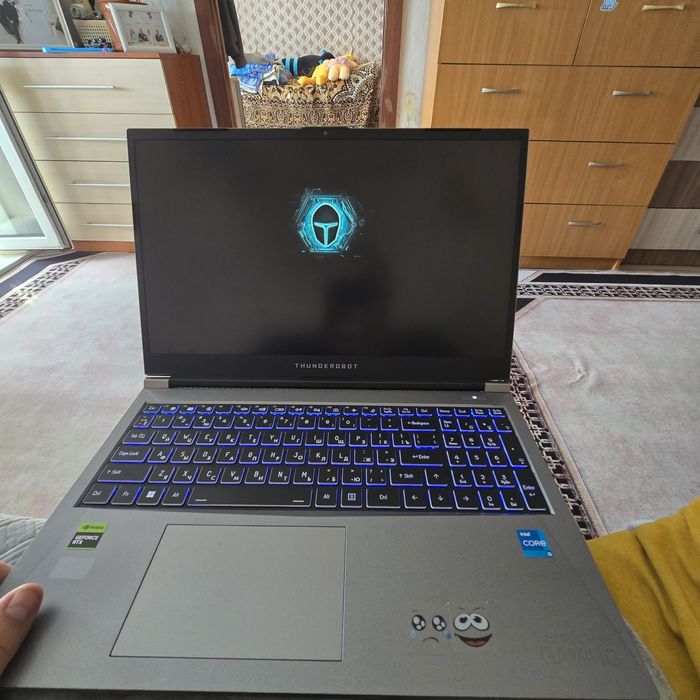 Продам ноутбук игровой