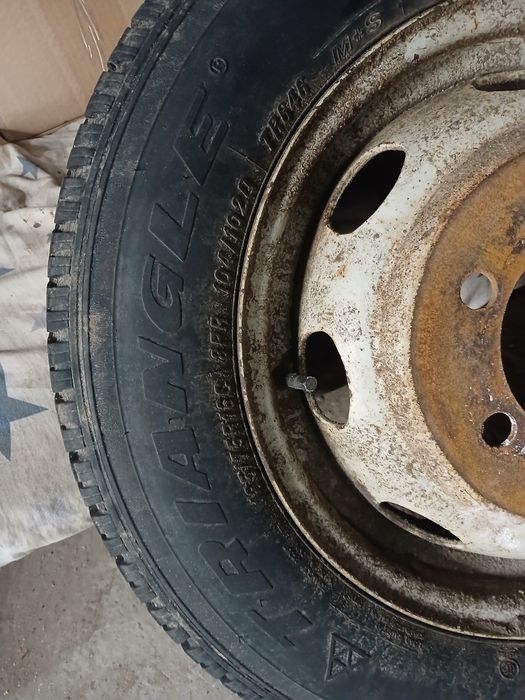 Продам балон с диском Газель