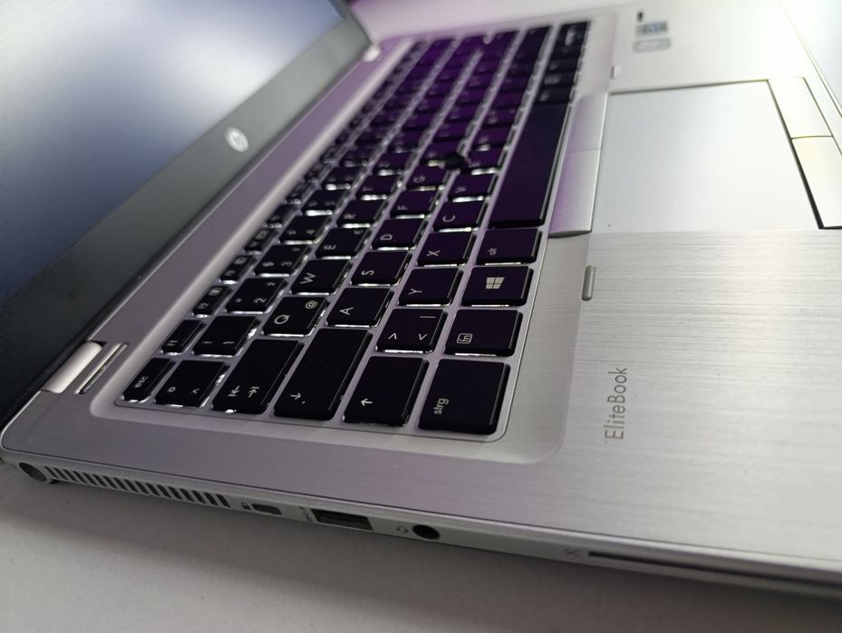 Laptop profesional hp folio 9470m Intel i5 impecabil cu baterie noua