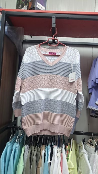 Продам новые свитшоты