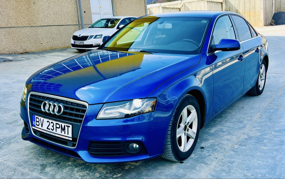 Vând Audi A4 B8 2012 Albastru 160cp