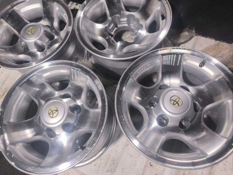 Диски минусовые R15 6x139.7 8.5jj  ет -28 оригинал made in Australia