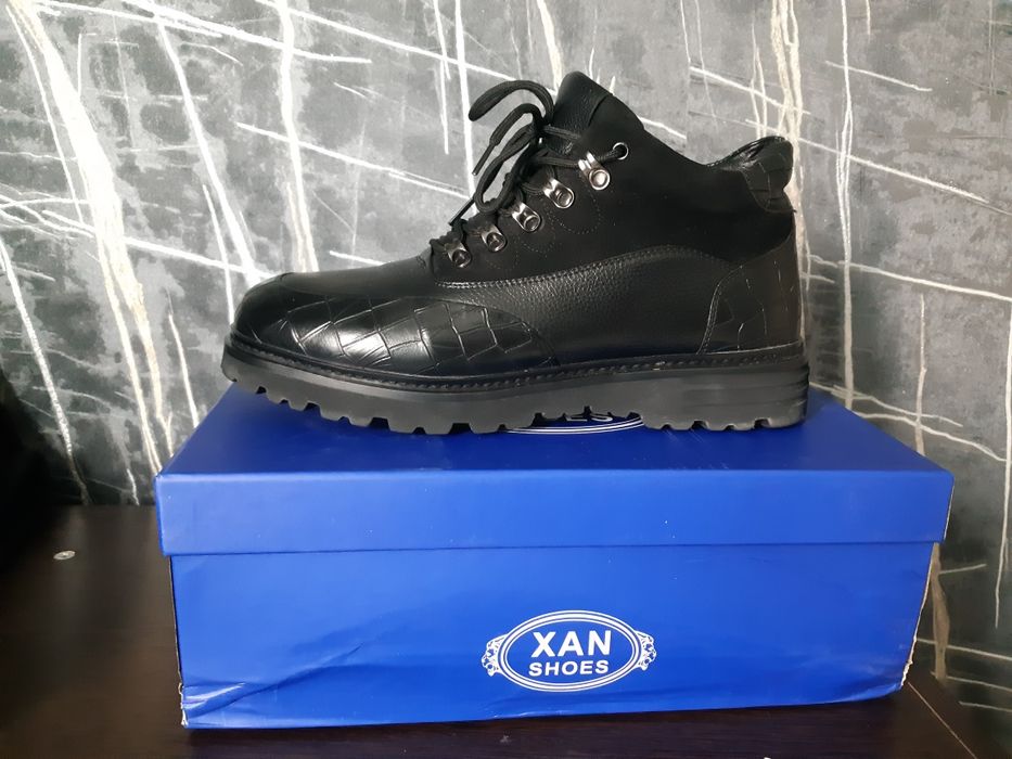 Продам новый 42 размер