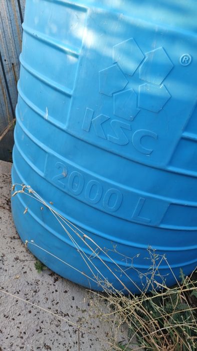 Продам ёмкость 2000 литров