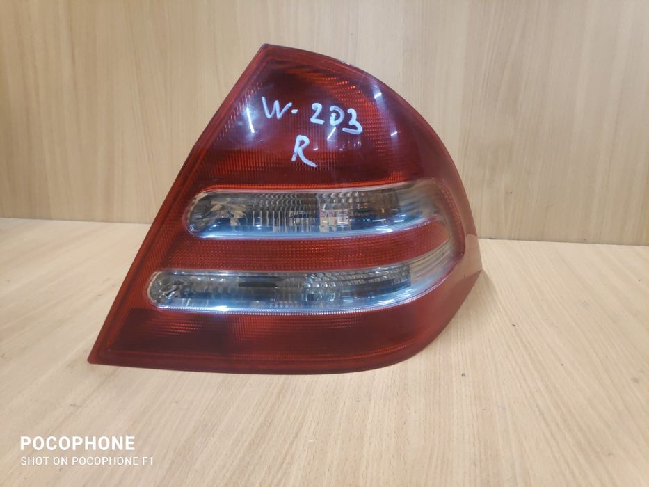 Десен Стоп Mercedes C class W203 / Мерцедес Ц класа 2000г