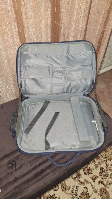 Продам сумку для ноутбука