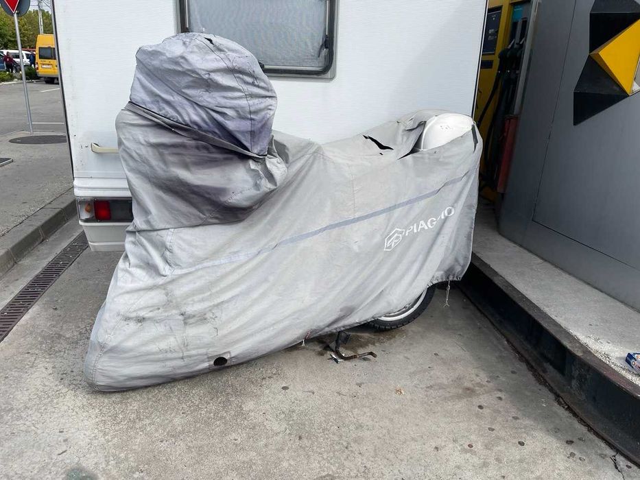 Scuter Piaggio 125 cm³ – 2014 – Automat – Alb – Acte Italia