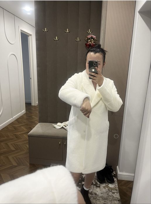 Верхняя одежда Пальто