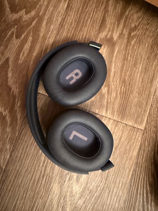 Наушники JBL TUNE 700BT