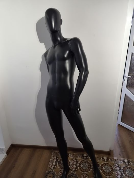 Bust plus unul intreg
