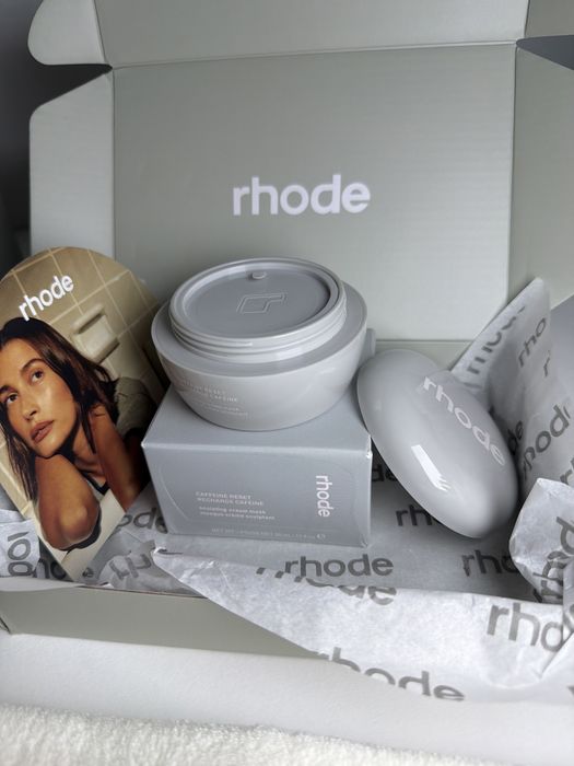 Rhode Caffeine Reset оригинална крем маска за лице с кофеин Sculpting Cream Mask против подпухналост хидратация glow skincare Hailey Bieber