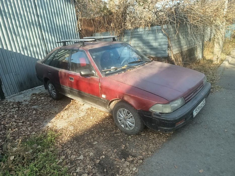 Продам Toyota Carina 2