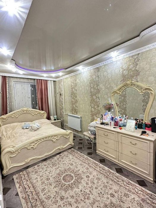 Shayxontohur Ganga yaqinida kvartira Chorsuv metro yaqin