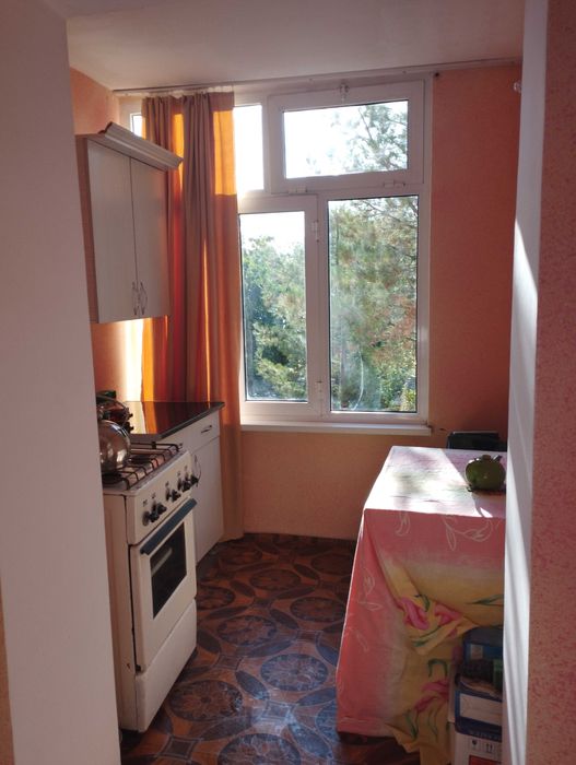 Срочно,квартира сотилади