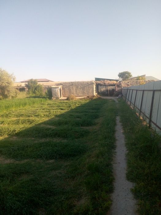 Ховли сотилади 15 соток