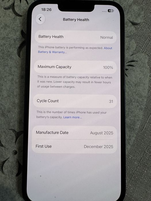 Iphone 16E de 128gb cu mdm , spate fisurat