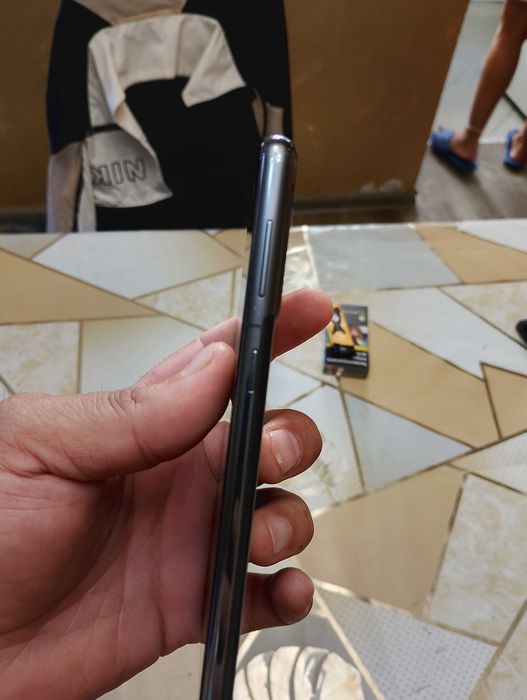 Samsung s21 phantom black