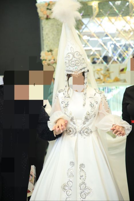 Продаю платье на Узату