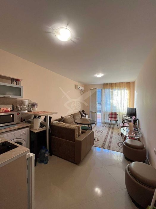 Продава се Едностаен апартамент в Поморие - 45 кв.м за 1223 €/кв.м - Снимка #2