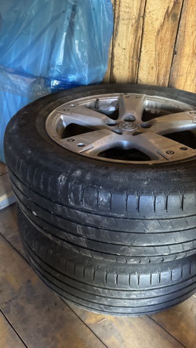 Продам летние шины Michelin с дисками R18