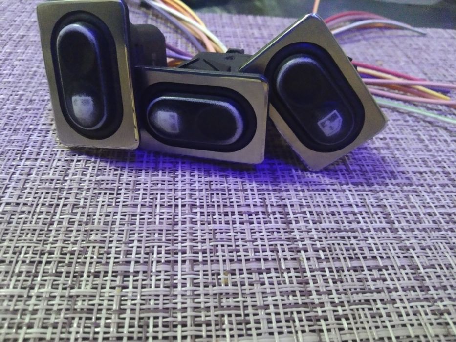 Кнопки стеклоподъёмника