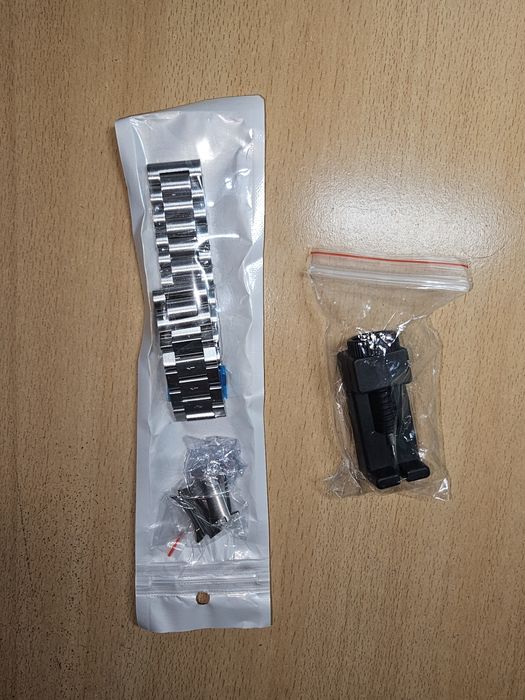 Curea din metal gri pentru Samsung Galaxy Whatch 5,de 44 mm nou de v