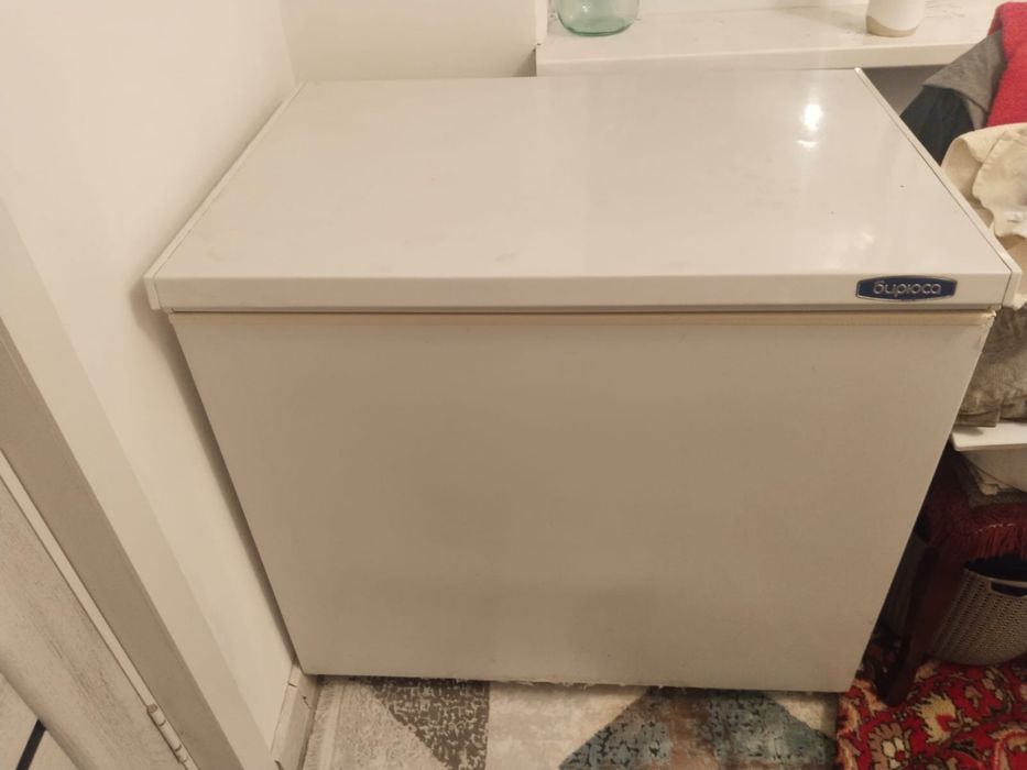 Продам морозильник