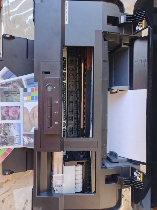 Epson L1800 в отличном состоянии