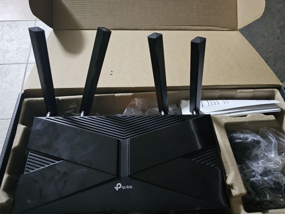 Router Tp link model Archer Ax10