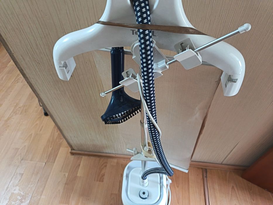 Вертикальный отпариватель от Tefal