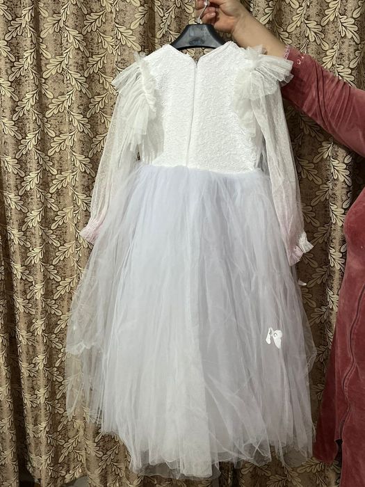 Белый бальный платья