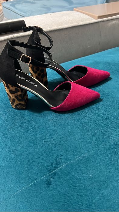 Pantofi cu toc gros, marime 38, mov cu toc animal print
