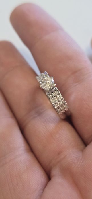 Inel 18 k diamante certificat GIA