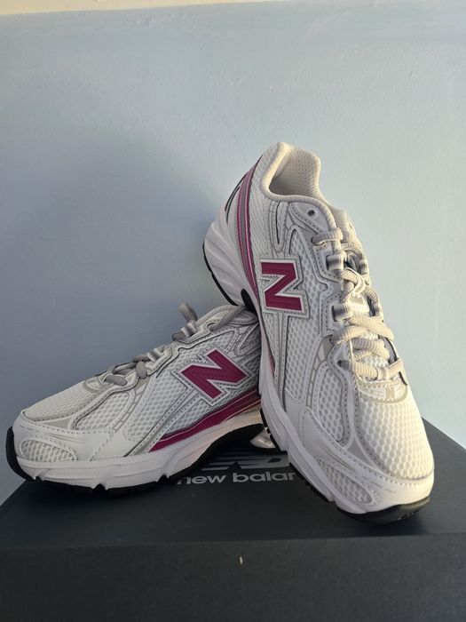 Adidași New Balance