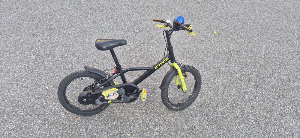 Vând bicicleta copii