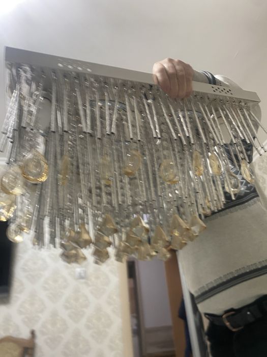 Люстра большая с пультом