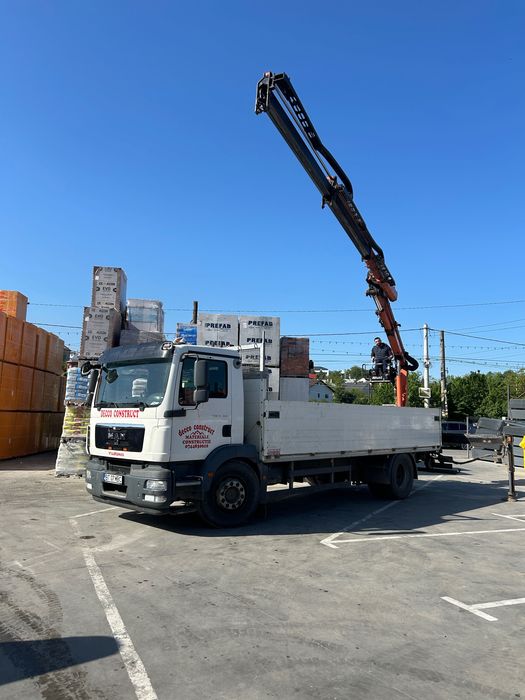 Camion cu macara MAN