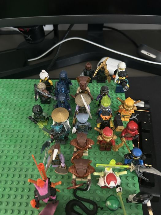 Продам все эти фигурки лего ниндзяго