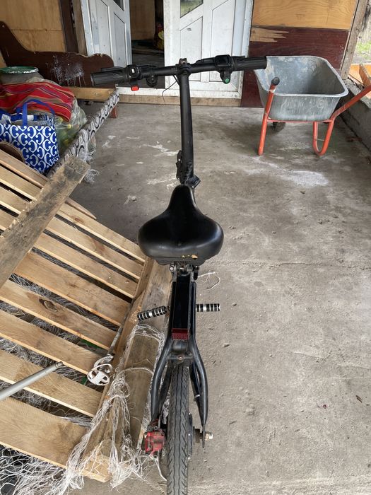 Bicicleta eletrica  in stare foarte buna dar nu am incarctor la ea