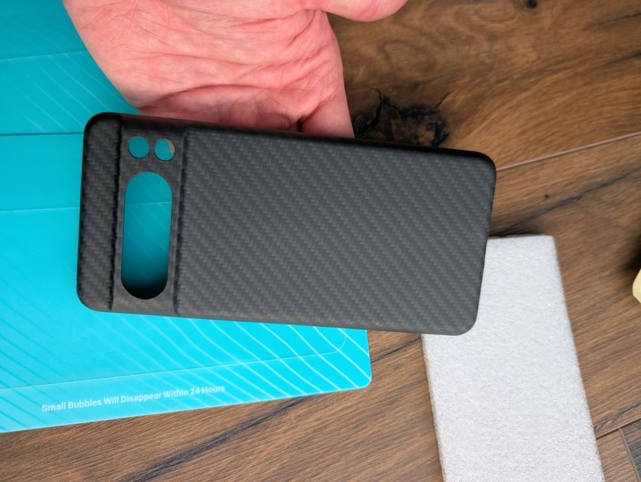 Set husa fibra de carbon și 3 folii google pixel 8 pro  husa carbon