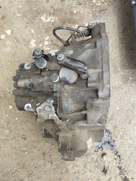 Части за Honda CR-V III