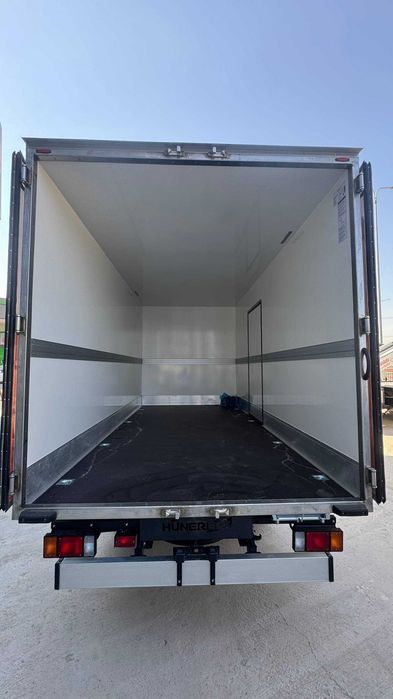 ISUZU NMR77H – Izotermik avtofurgon