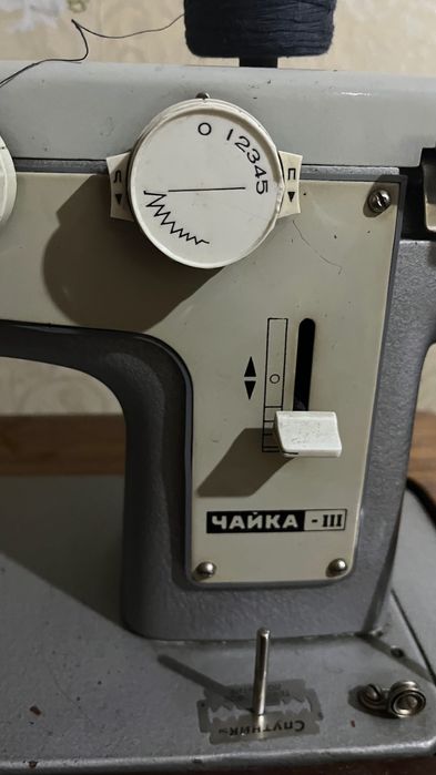 Швейная машина Чайка