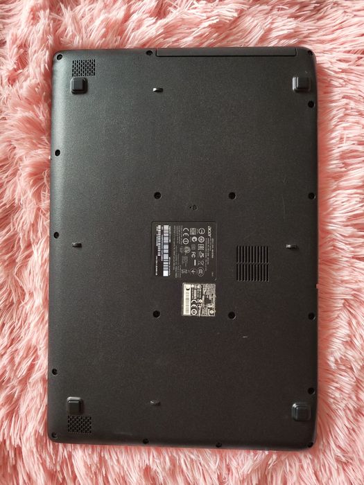 Laptop Acer Aspire E15 - defect