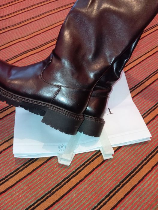 Продам сапожки б/у