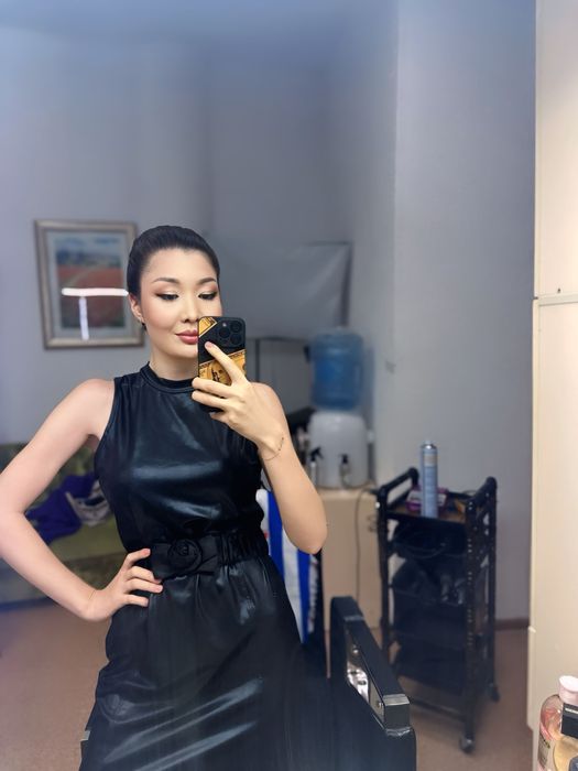 Одежда и обувь женская