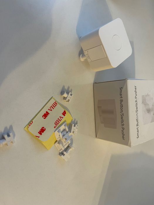 Fingerbot Bluetooth compatibil Tuya (BT sau Zigbee)